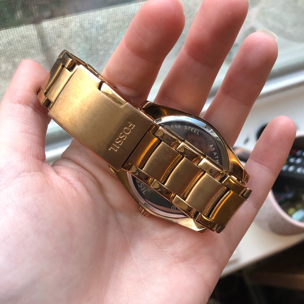 Fossil Watch - Picture 3 of 5